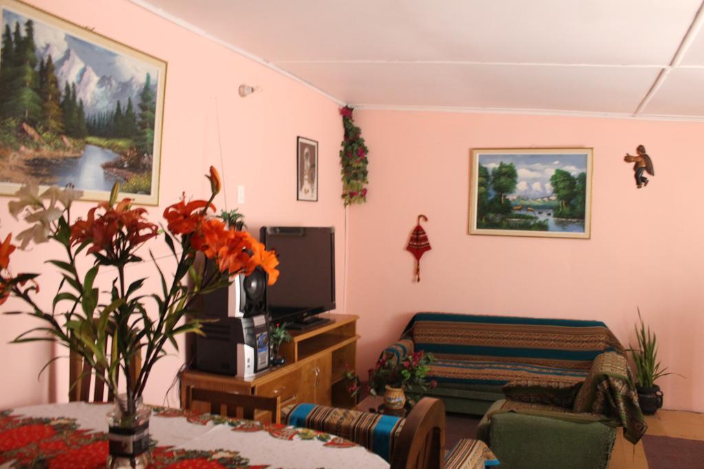 Hostal Cali ปูเตร ภายนอก รูปภาพ